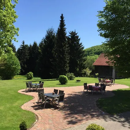 Jagdschloß Hotel 3*