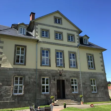 Jagdschloß 3*