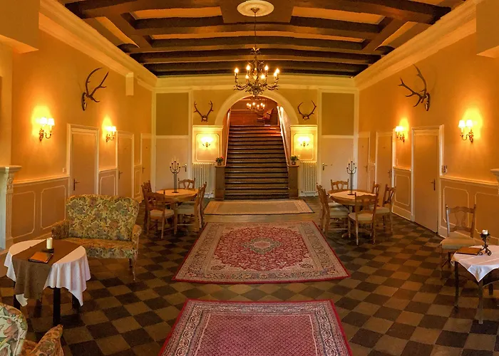 Jagdschloss 3*